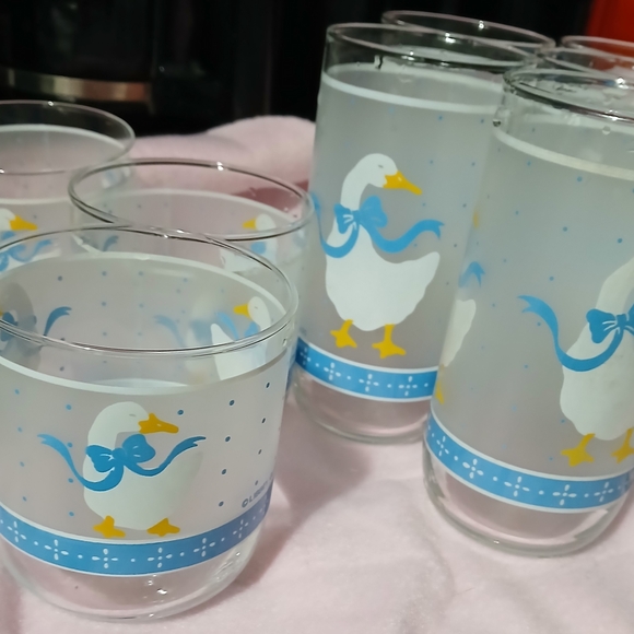 Newcor Stoneware Partial Set Or Replacement Pieces - Picture 13 of 16